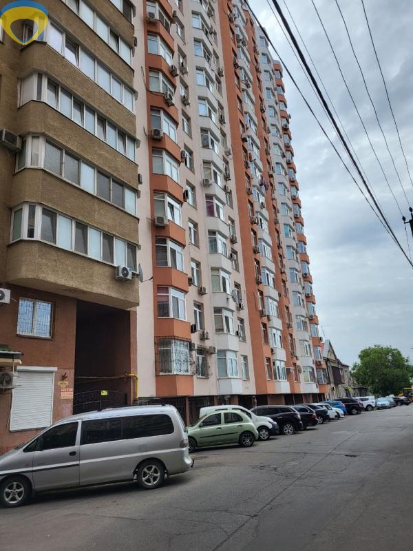 продажа трехкомнатной квартиры номер A-173503 в Приморском районе, фото номер 9